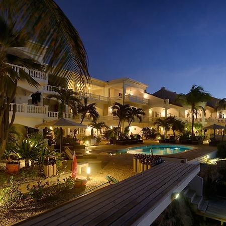 Belmar Oceanfront Apartments Bonaire Luaran gambar