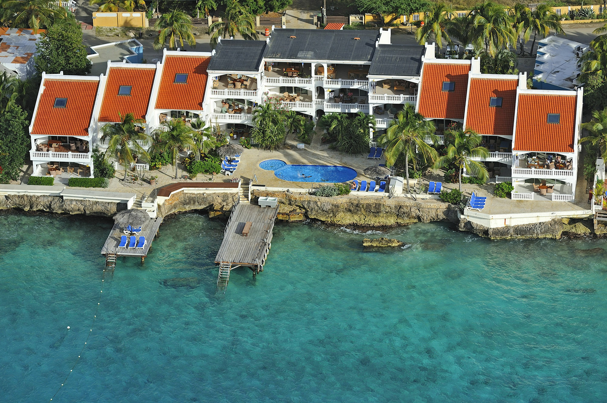 Belmar Oceanfront Apartments Bonaire Luaran gambar