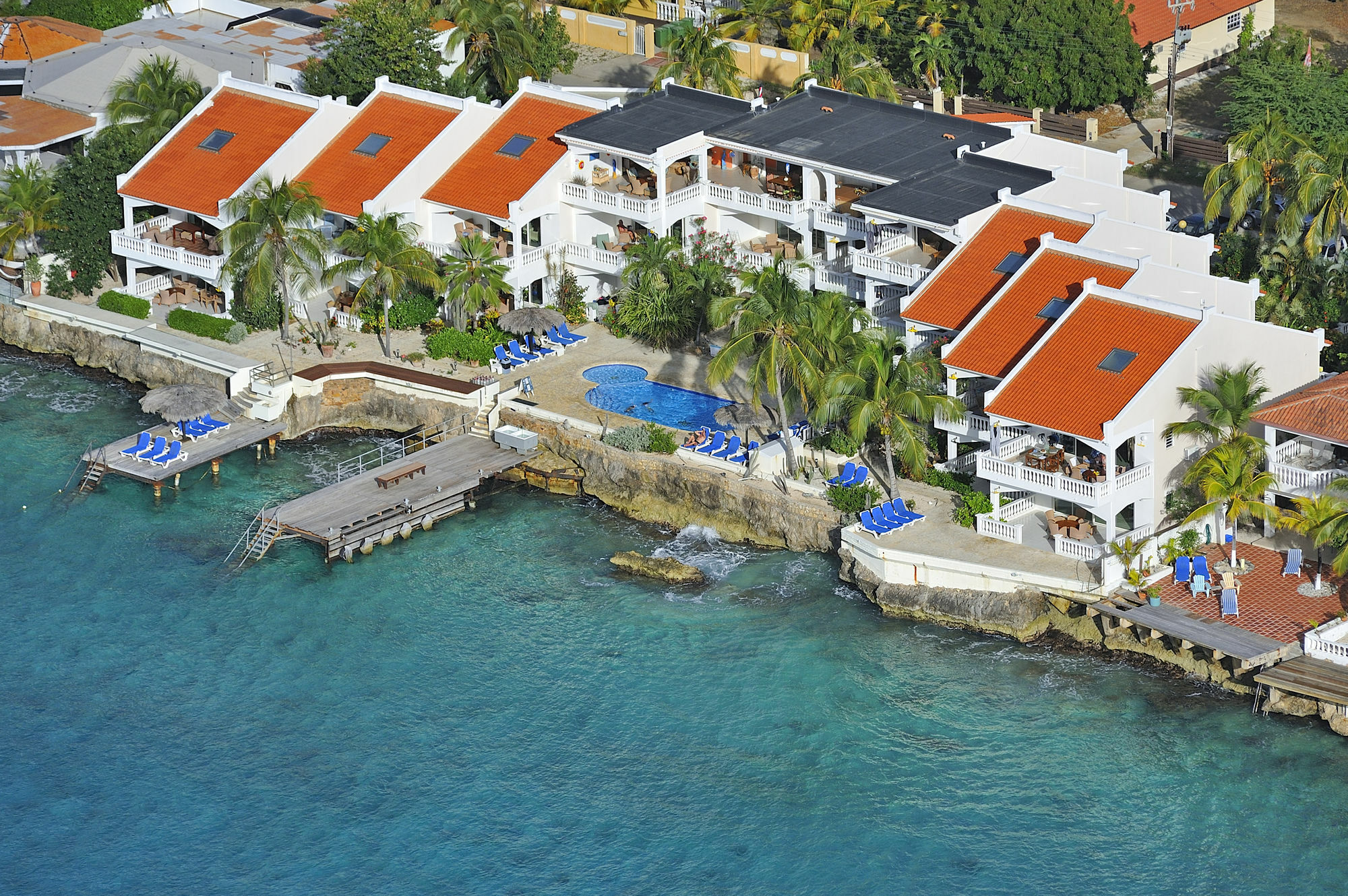 Belmar Oceanfront Apartments Bonaire Luaran gambar