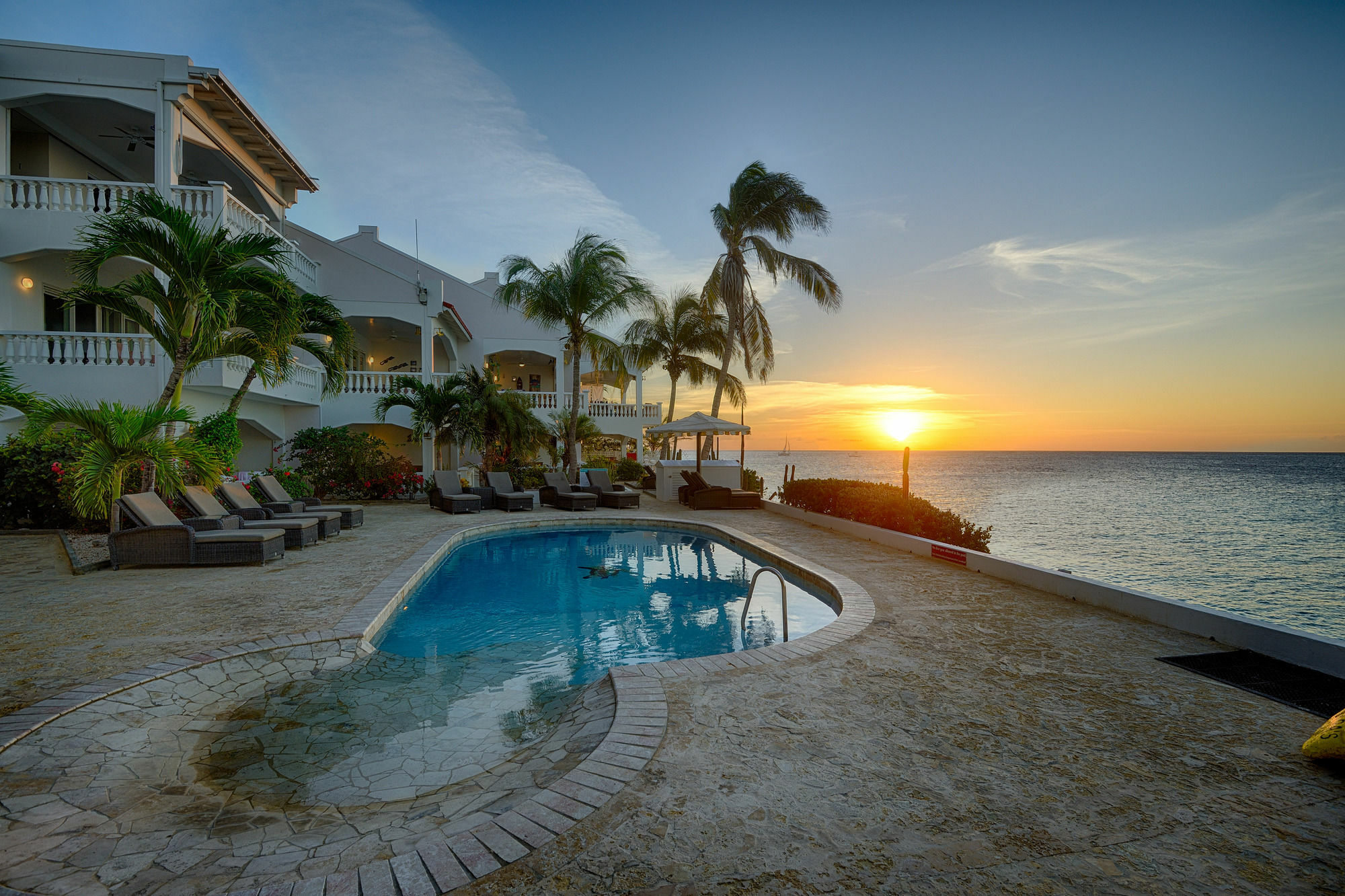 Belmar Oceanfront Apartments Bonaire Luaran gambar